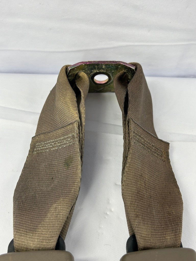 1996-2001 Toyota 4Runner Rear Seat Belt Center Receiver Buckle Brown OEM