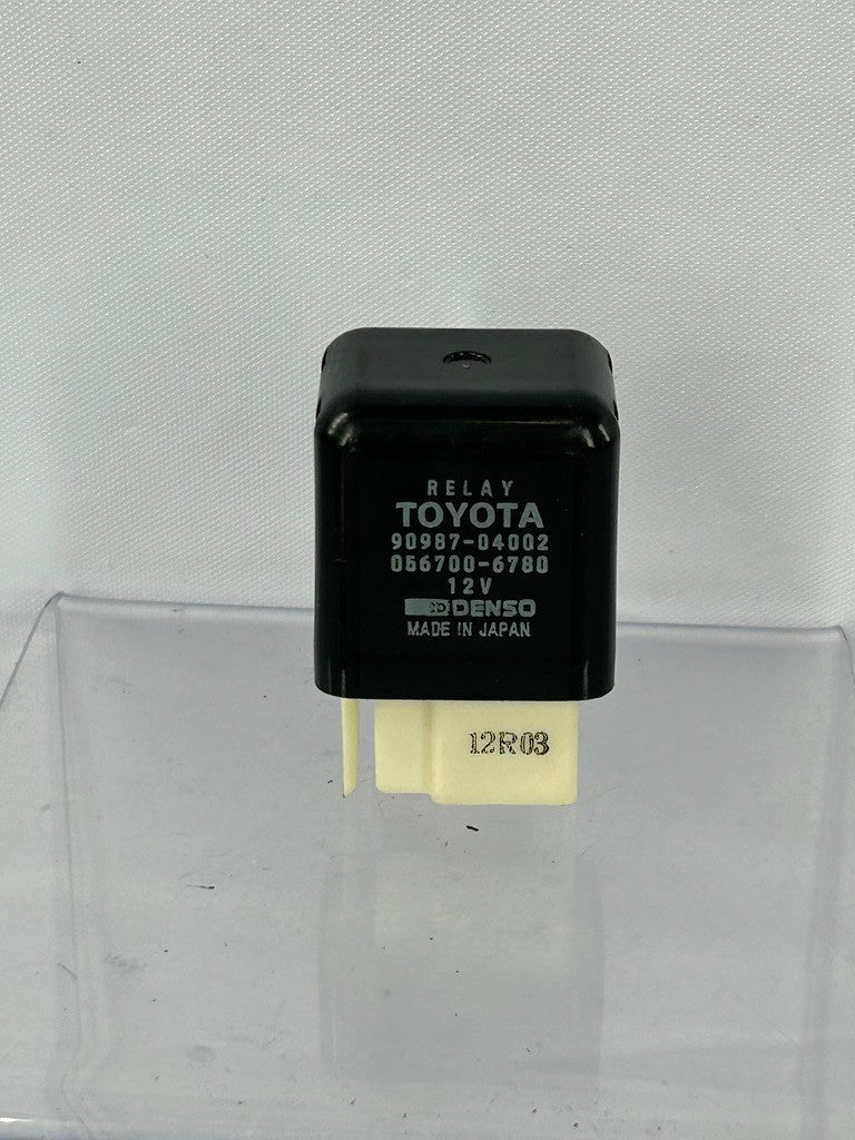 1996-2002 Toyota 4Runner Relay 90987-04002 OEM