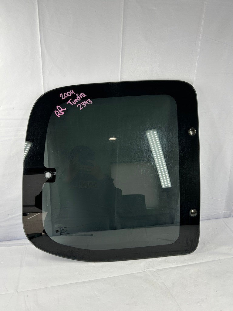 2000-2006 Toyota Tundra Extended Cab Right Rear Door Window Glass