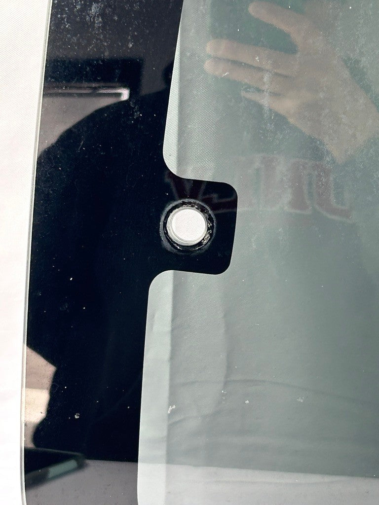 2000-2006 Toyota Tundra Extended Cab Right Rear Door Window Glass