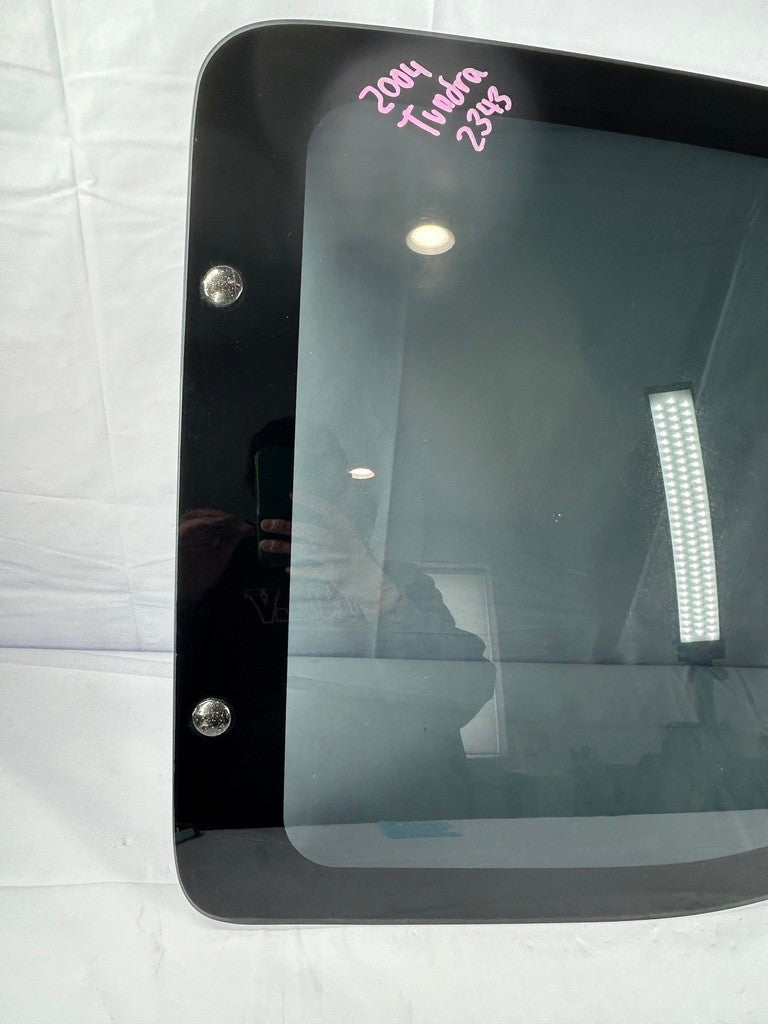 2000-2006 Toyota Tundra Extended Cab Left Rear Door Window Glass
