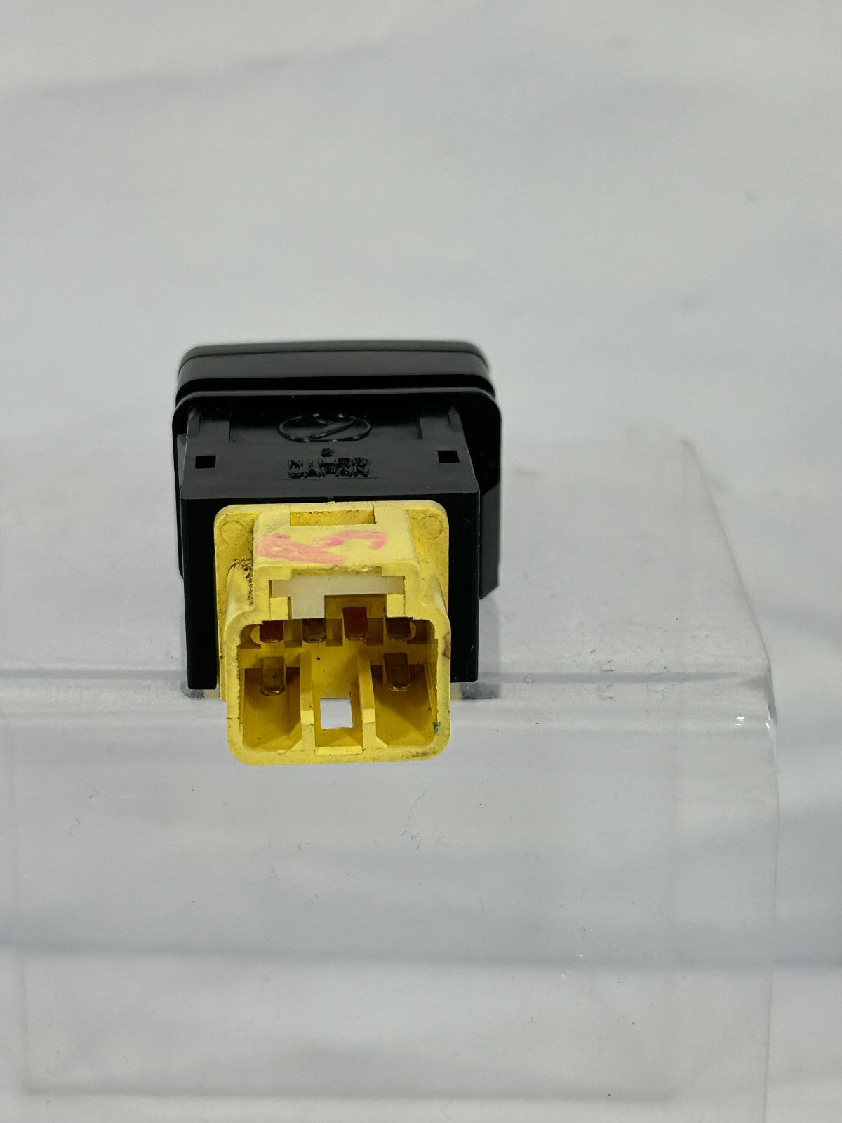2000-2004 Subaru Outback Dashboard Fog Light Control Switch Button OEM