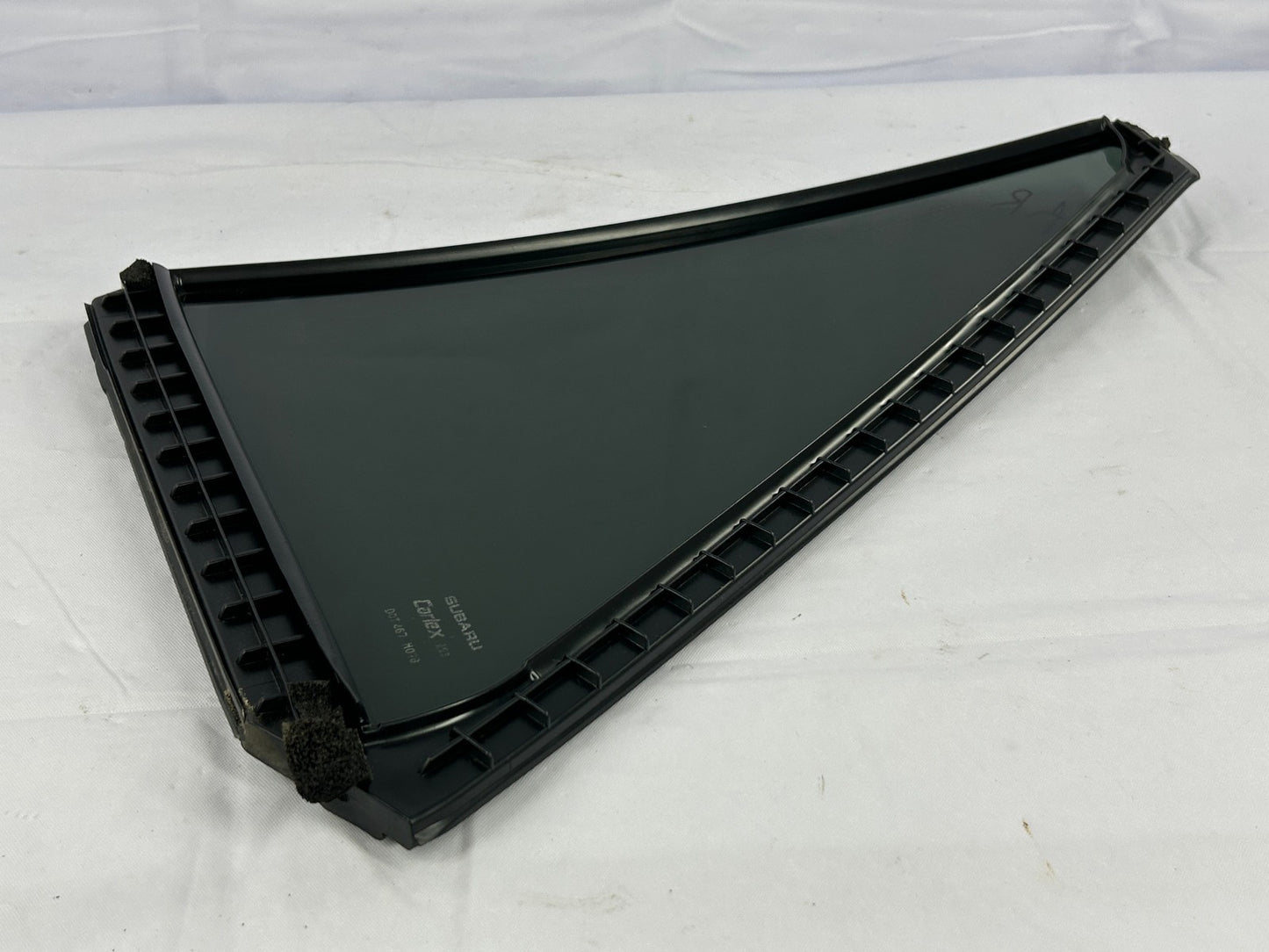 2015-2019 Subaru Outback Rear Right Door Quarter Partition Window Glass Tinted