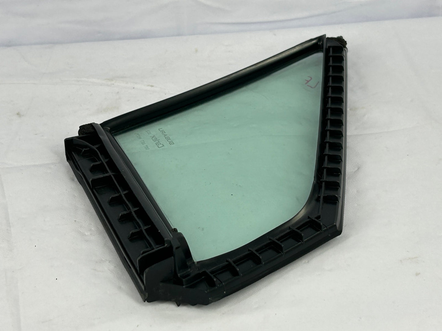 2015-2019 Subaru Outback Left-Side Front Door Partition Glass Window OEM