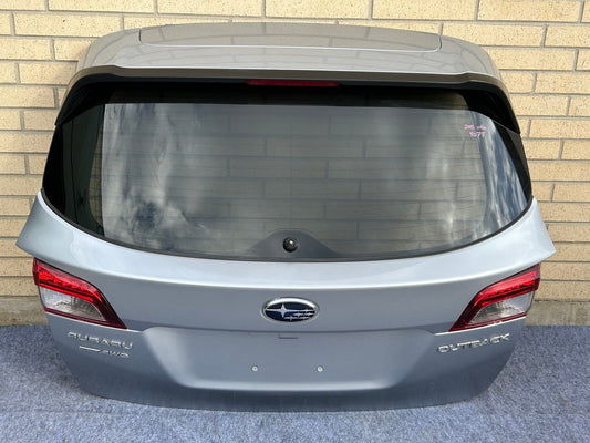 2015-2019 Subaru Outback Rear Liftgate Tailgate Complete Silver G1U OEM