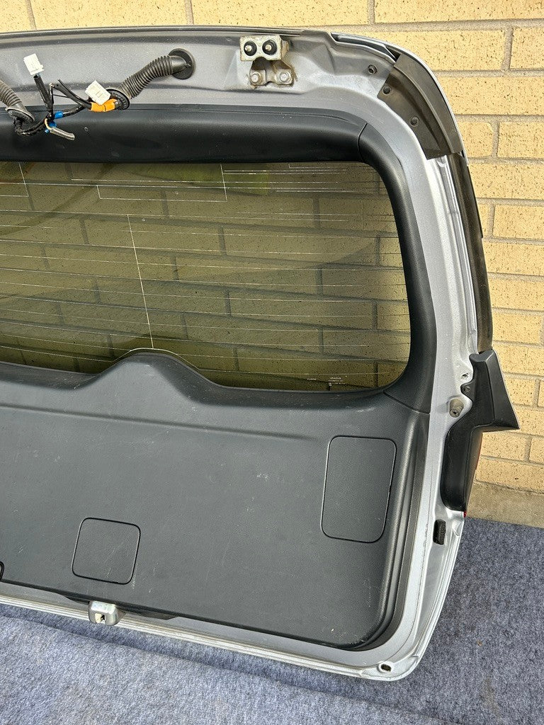 2015-2019 Subaru Outback Rear Liftgate Tailgate Complete Silver G1U OEM