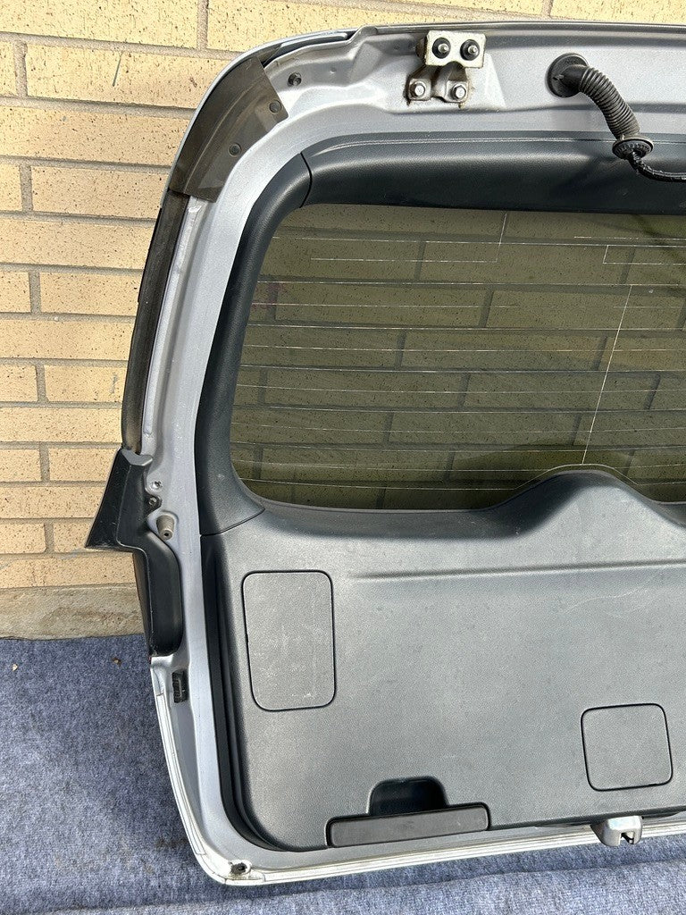 2015-2019 Subaru Outback Rear Liftgate Tailgate Complete Silver G1U OEM