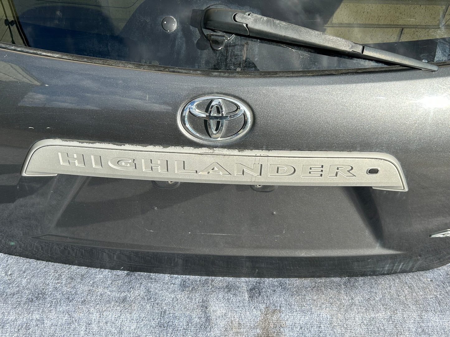2008-2013 Toyota Highlander Se 4WD Loaded Rear Trunk Hatch Lid Liftgate OEM