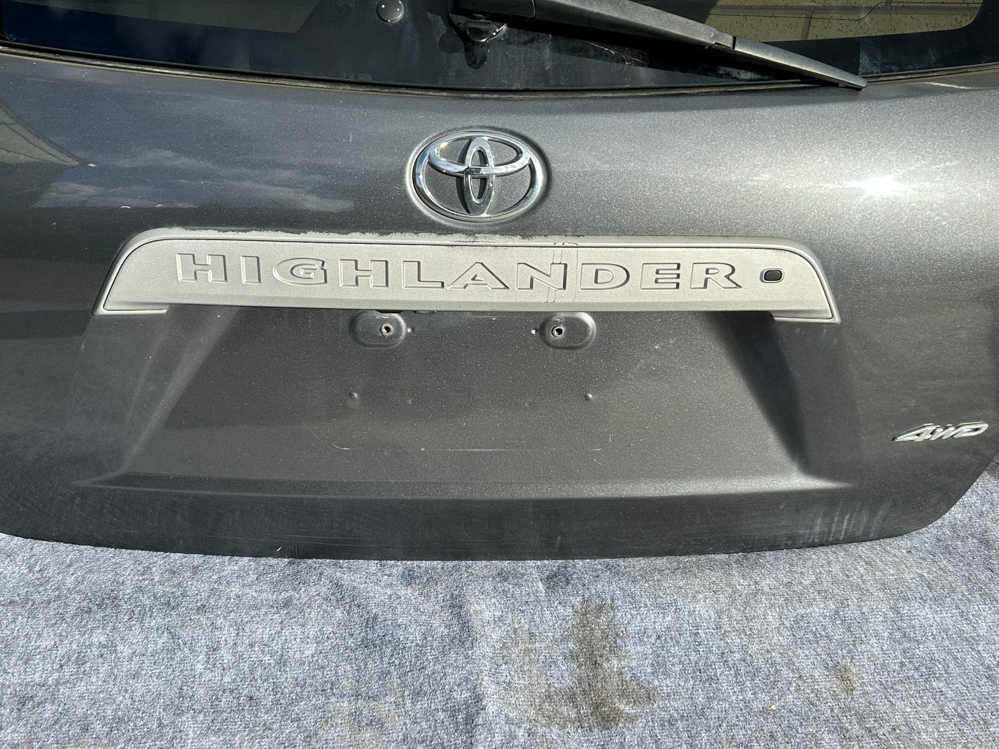 2008-2013 Toyota Highlander Se 4WD Loaded Rear Trunk Hatch Lid Liftgate OEM