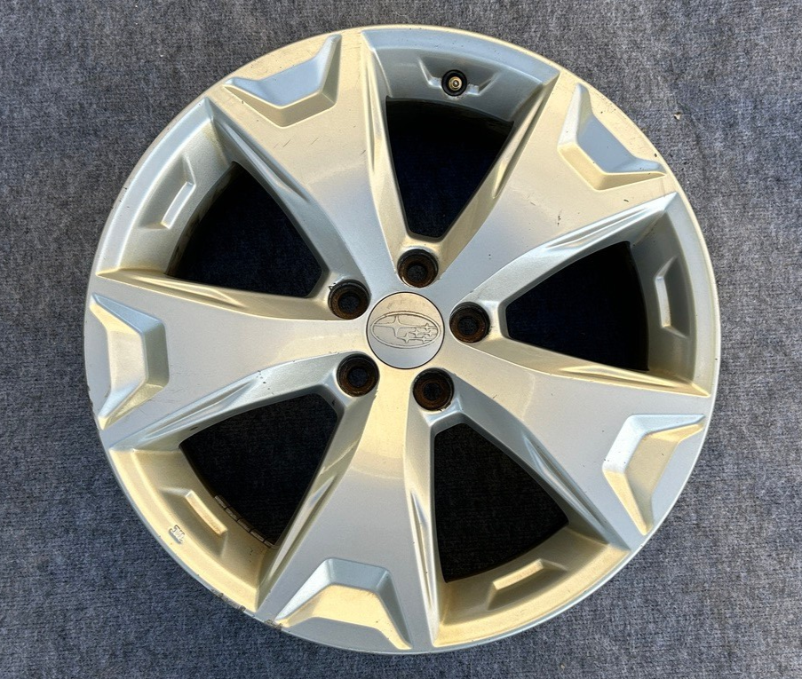 Subaru Forester 2014-2016 17X7 Aluminum Alloy Chrome 5 Spoke 68814 OEM