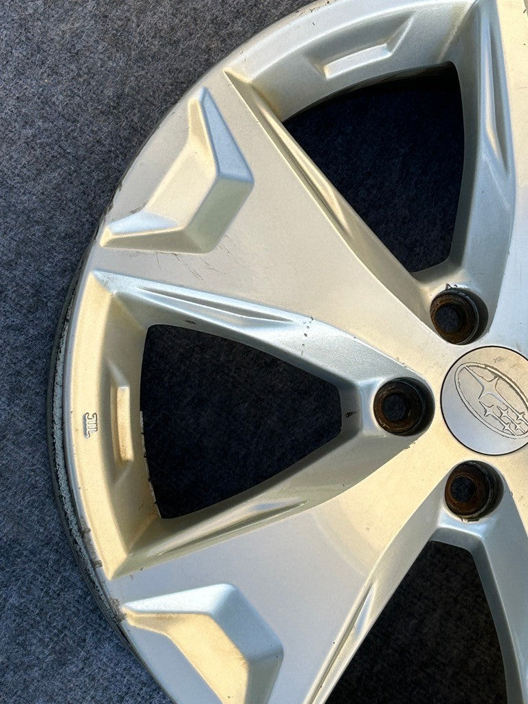 Subaru Forester 2014-2016 17X7 Aluminum Alloy Chrome 5 Spoke 68814 OEM