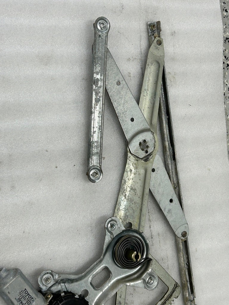 1998-2007 Lexus LX470 Right Front Window Regulator and Motor OEM