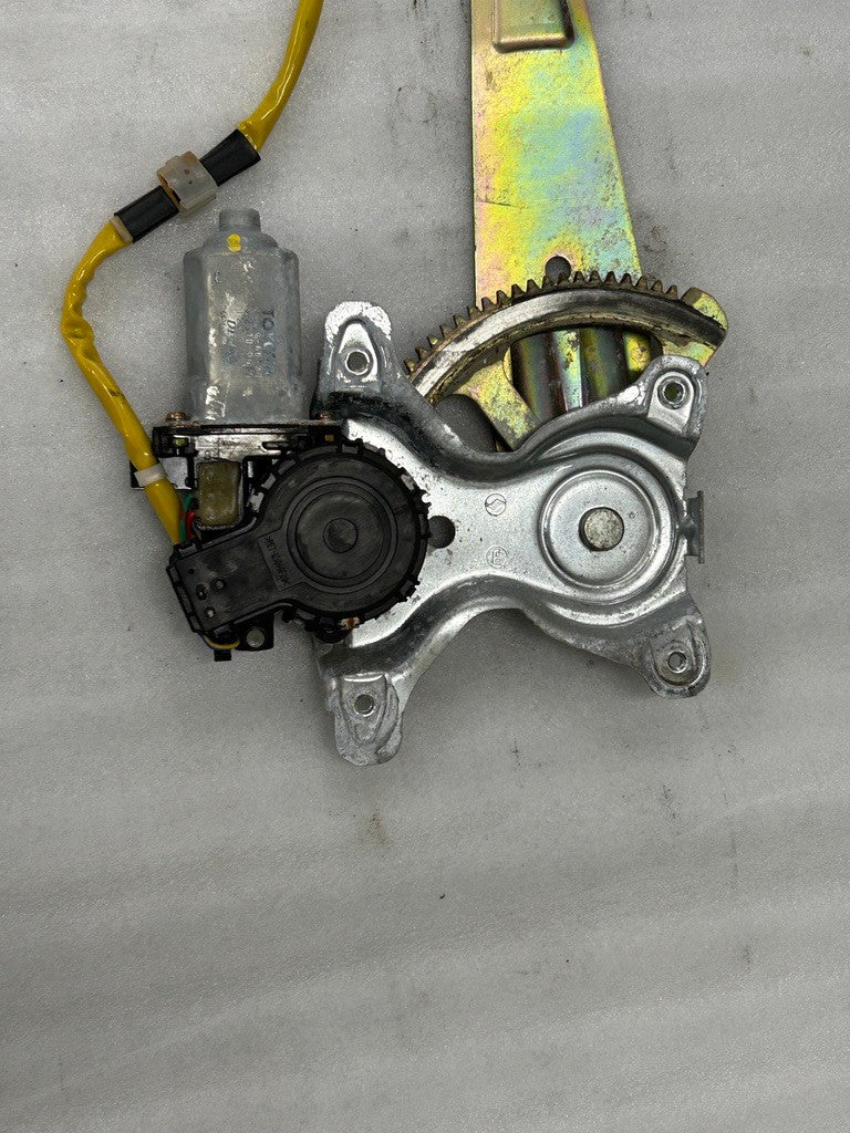1998-2002 Lexus LX470 Rear Left Window Regulator and Motor OEM