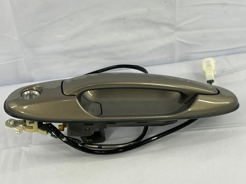 1998-2007 Lexus LX470 Right Front Exterior Door Handle OEM