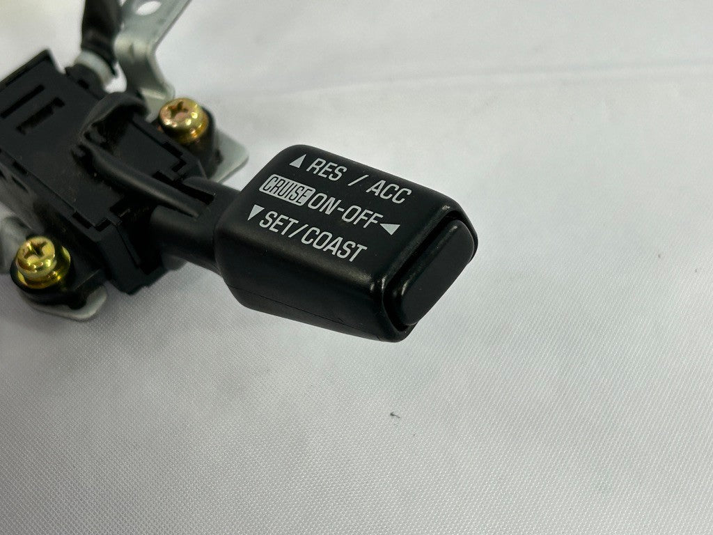 1998-2000 Lехus LX470 Steering Wheel Cruise Control Switch OEM