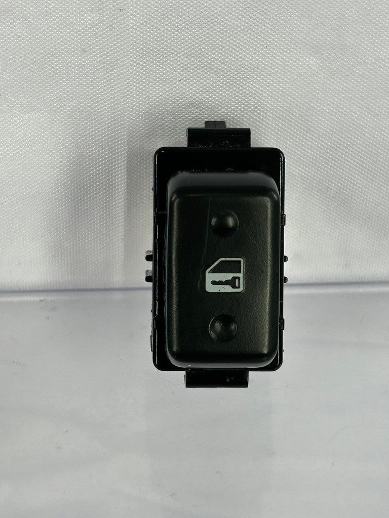 1998-2002 LX470 Front Right Passenger Door Lock Switch 8493006011 OEM