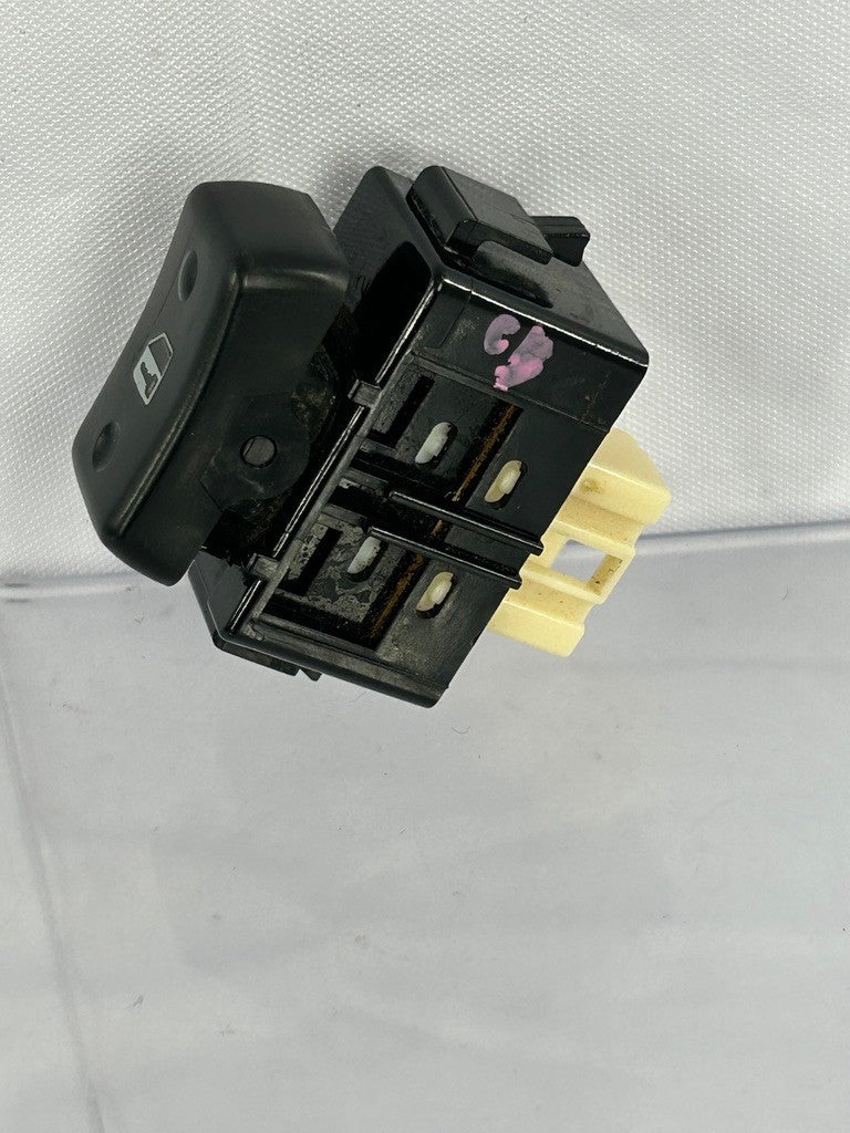 1998-2002 LX470 Front Right Passenger Door Lock Switch 8493006011 OEM