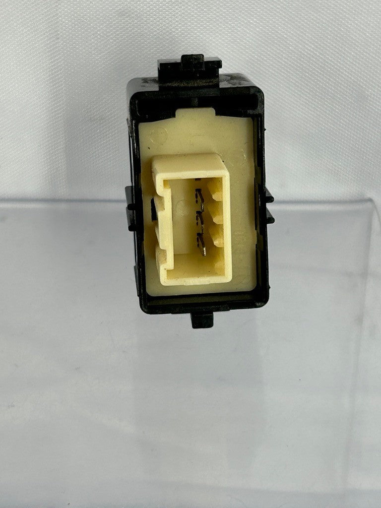 1998-2002 LX470 Front Right Passenger Door Lock Switch 8493006011 OEM