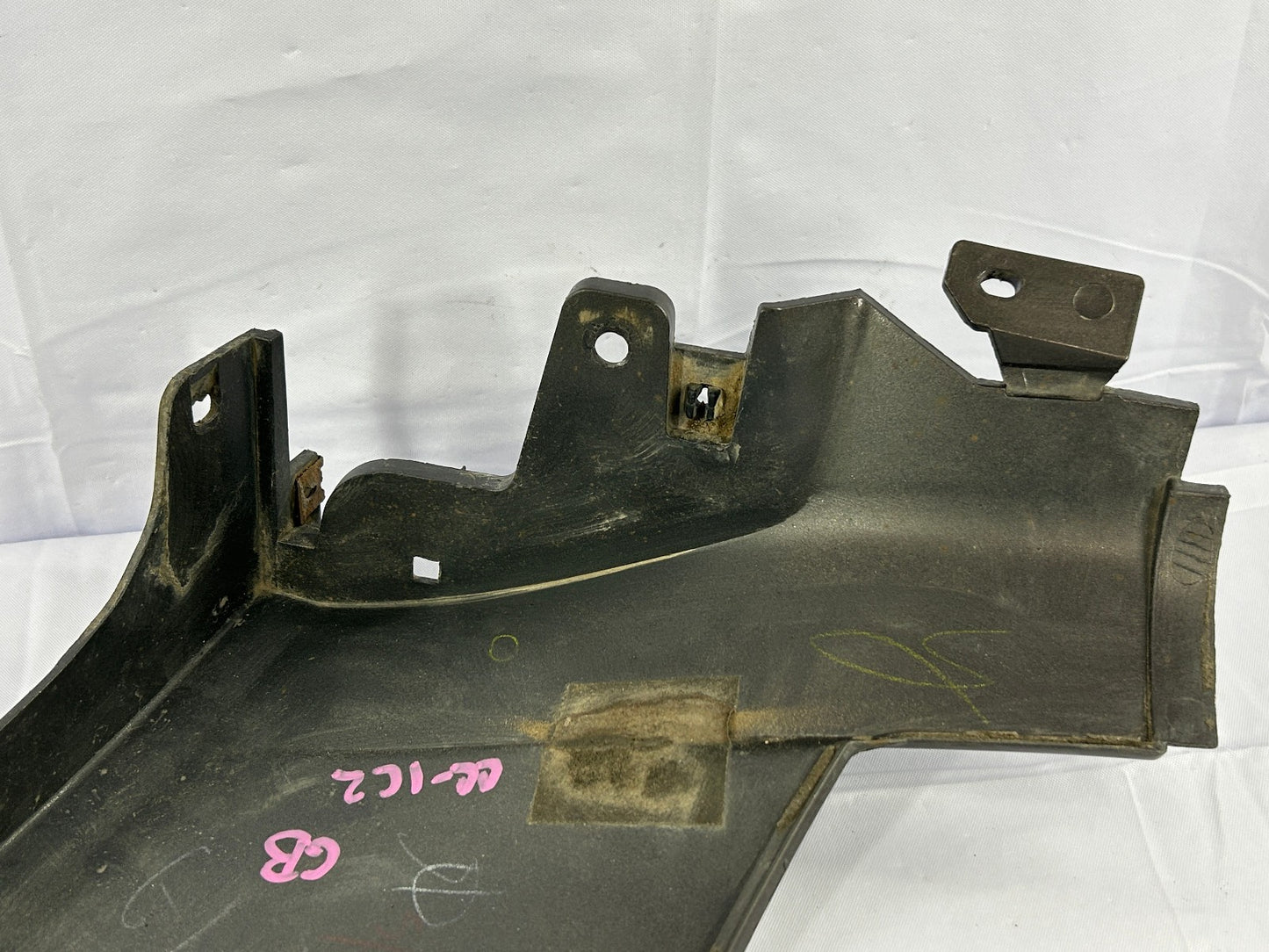 1998-2002 Lexus LX470 Front Left Fender Wheel Molding Trim 1C2 OEM