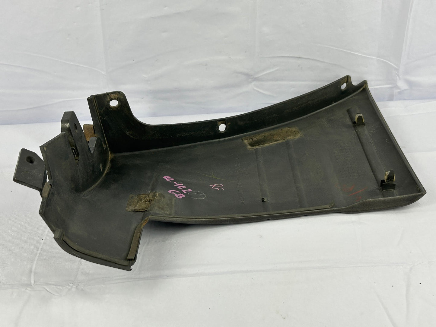 1998-2002 Lexus LX470 Front Right Fender Wheel Molding Trim 1C2 OEM