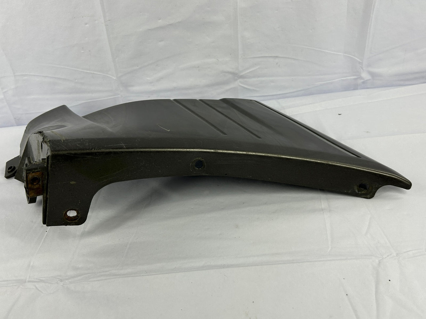 1998-2002 Lexus LX470 Front Right Fender Wheel Molding Trim 1C2 OEM