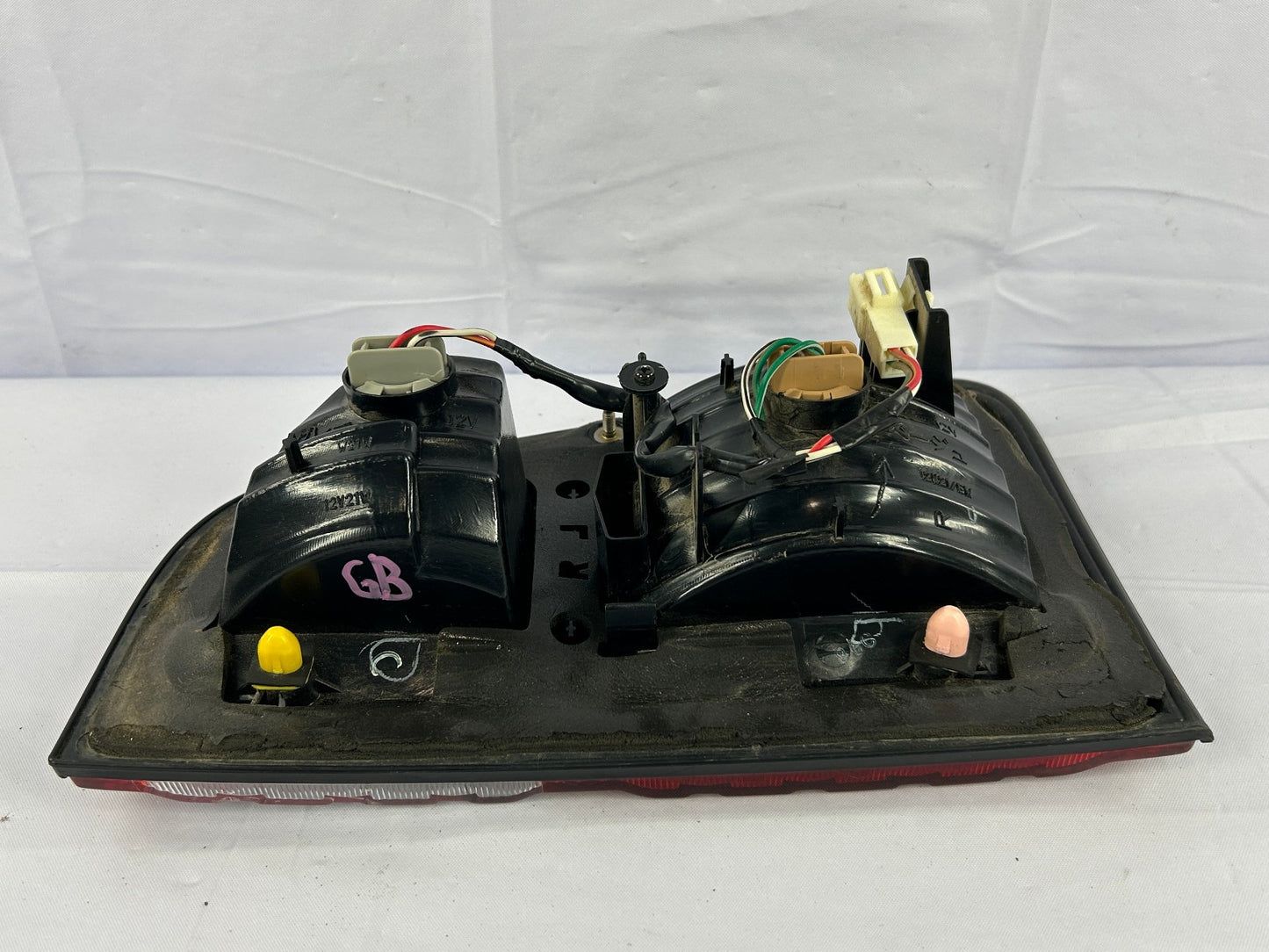 1998-2002 Lexus LX470 Rear Right Inner Taillight Tail Light Lamp OEM