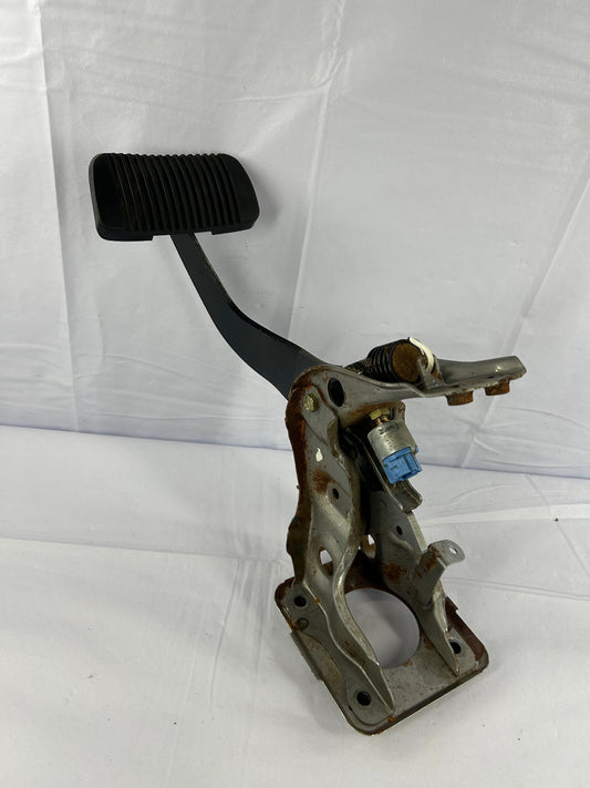 1998-2007 Lexus LX470 Front Brake Pedal Assembly OEM