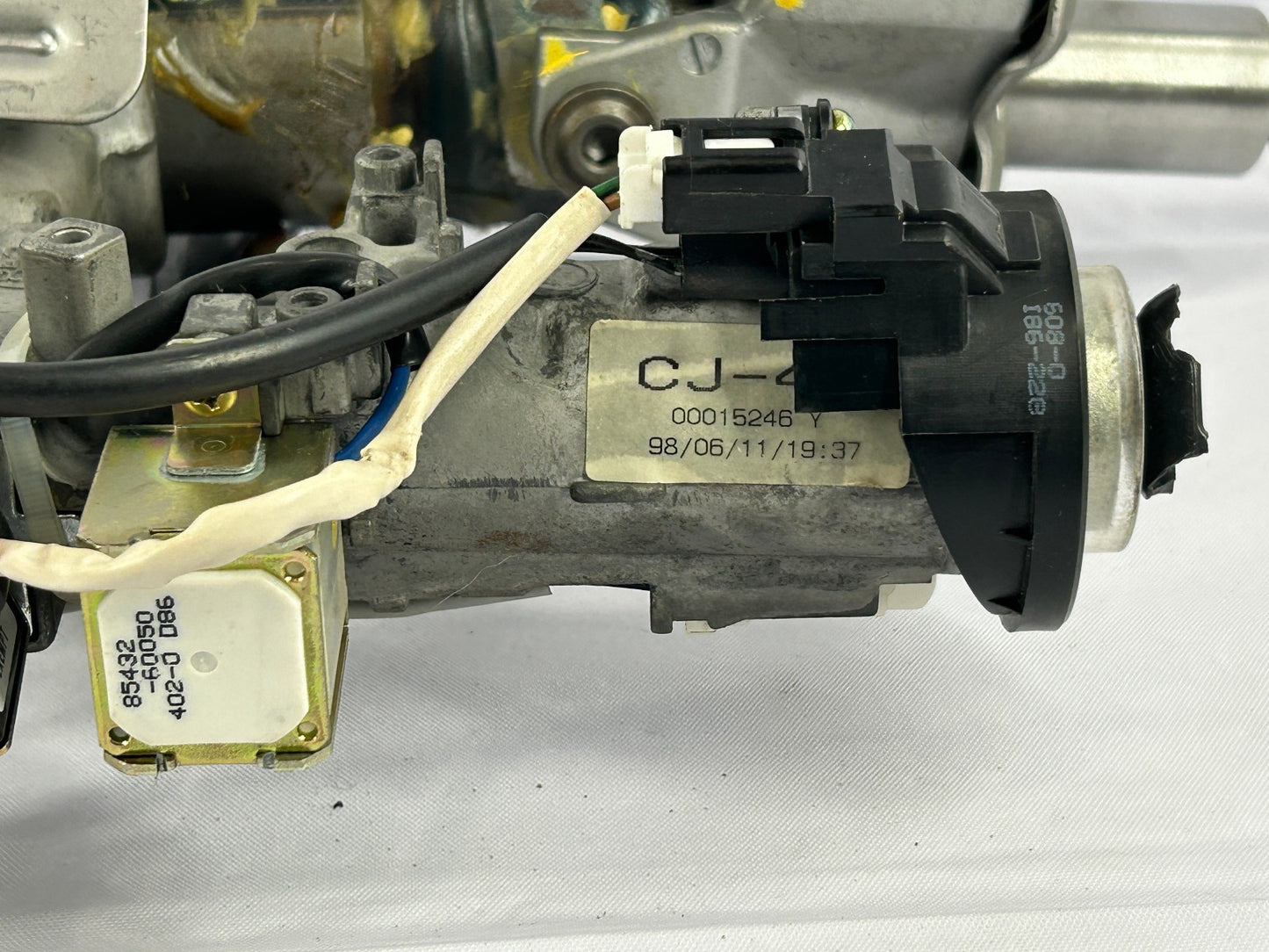1998-2007 Lexus LX470 Power Steering Column and Assist Motor Assembly 8923260022