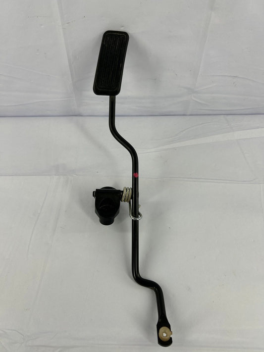1998-2002 Toyota LX470 Gas Pedal Accelerator Assembly OEM