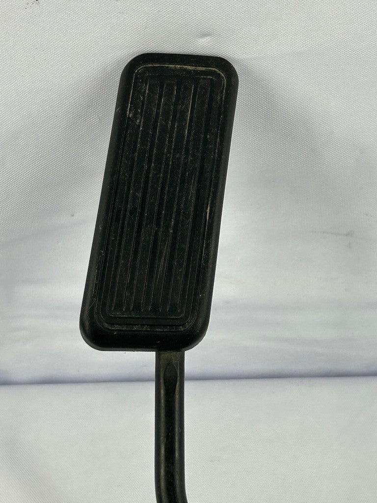 1998-2002 Toyota LX470 Gas Pedal Accelerator Assembly OEM