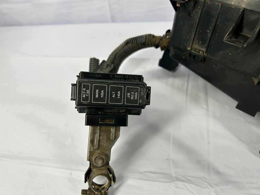 1998-2002 Lexus LX470 Land Cruiser OEM Fuse Relay Junction Box 8272060020 OEM