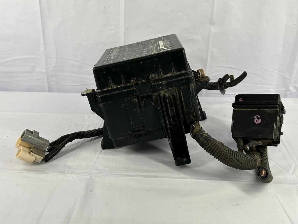 1998-2002 Lexus LX470 Land Cruiser OEM Fuse Relay Junction Box 8272060020 OEM