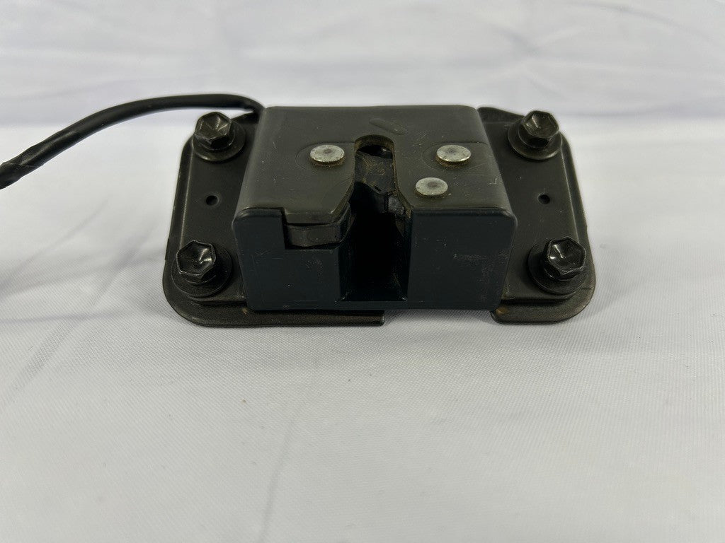 1998-2002 Lexus LX470 Rear Liftgate Latch Lock 69350-60120 OEM