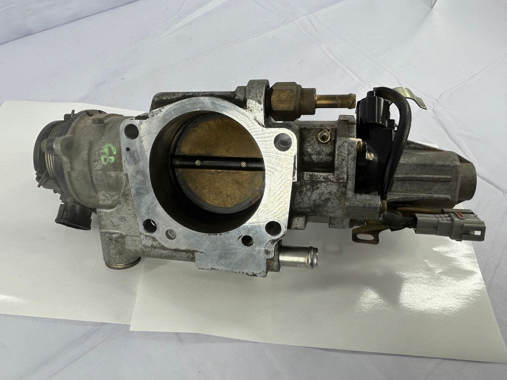 1998-2002 Lexus LX470 Toyota Sequoia Tundra Land Cruiser Throttle Body OEM