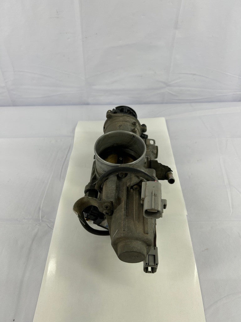 1998-2002 Lexus LX470 Toyota Sequoia Tundra Land Cruiser Throttle Body OEM