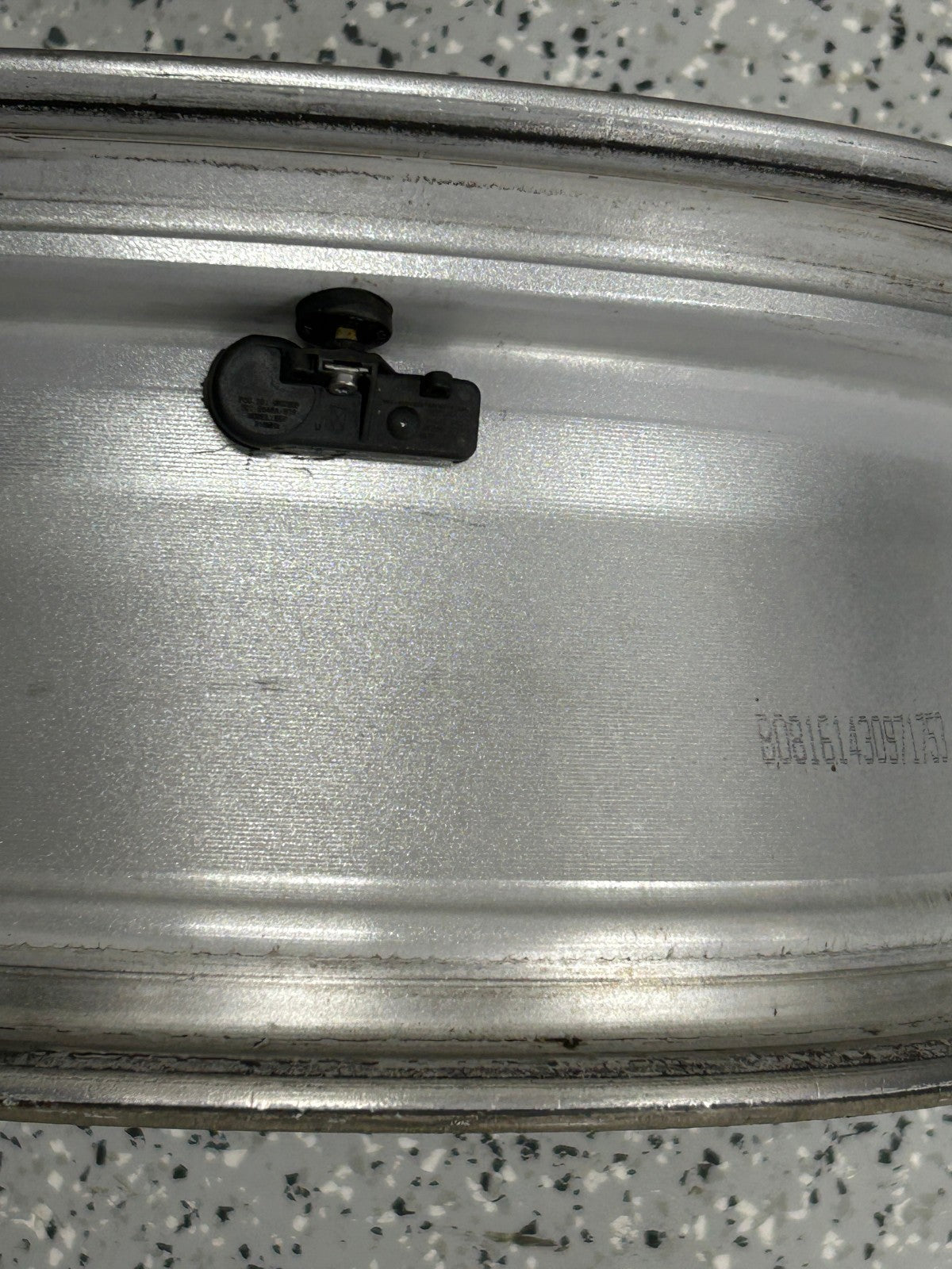 2015-2019 Subaru Outback Wheel 17x7 Aluminum Alloy Silver 5 V Spoke OEM