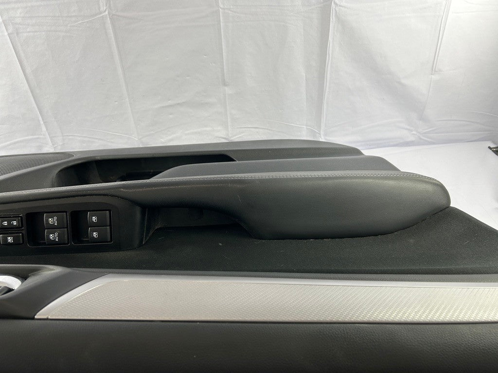 2015-2019 Subaru Outback FRONT LEFT Door Interior Trim Panel Card Leather