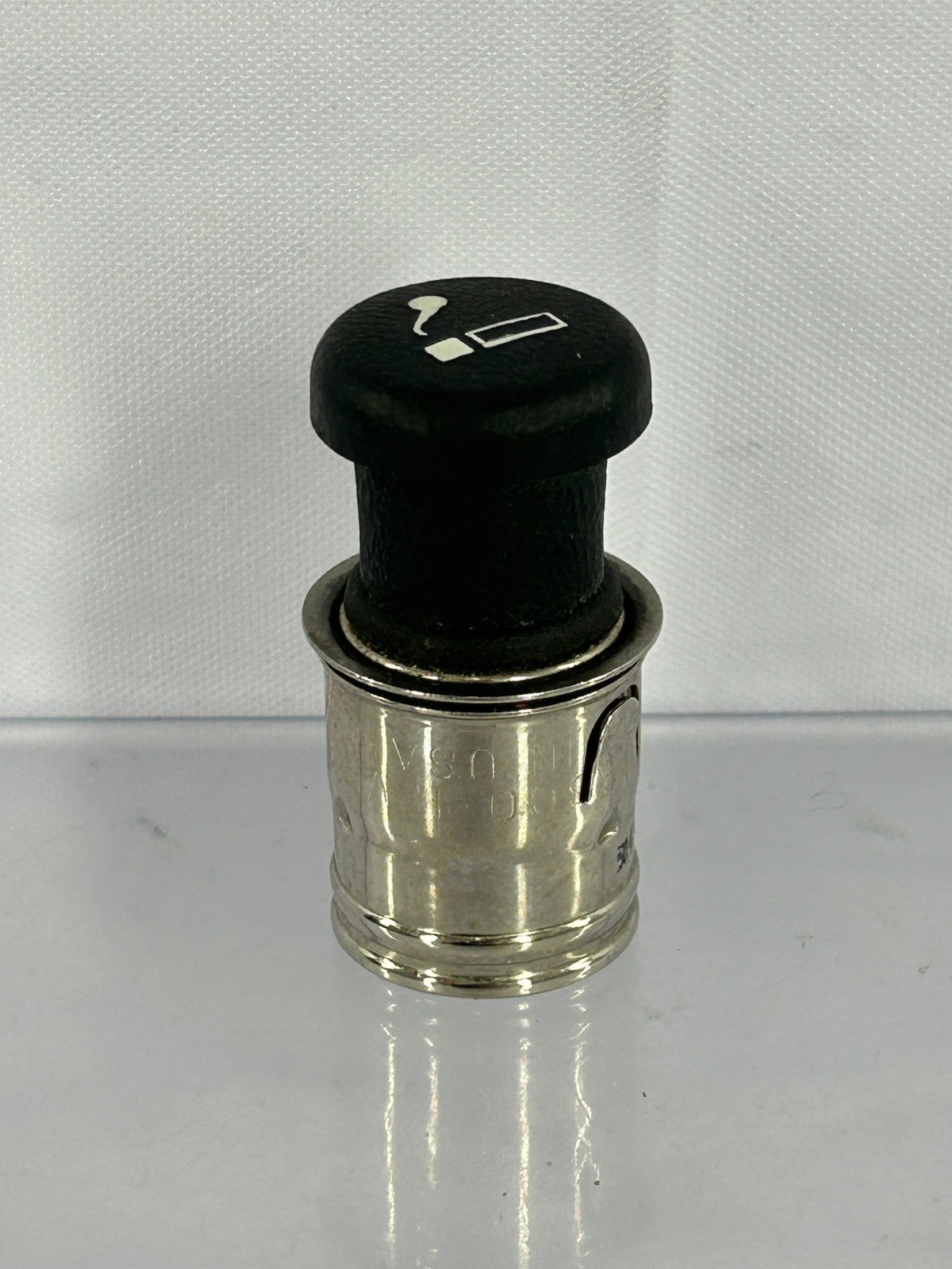 1998-2007 Lexus LX470 Cigarette Lighter Element and Knob Assembly OEM