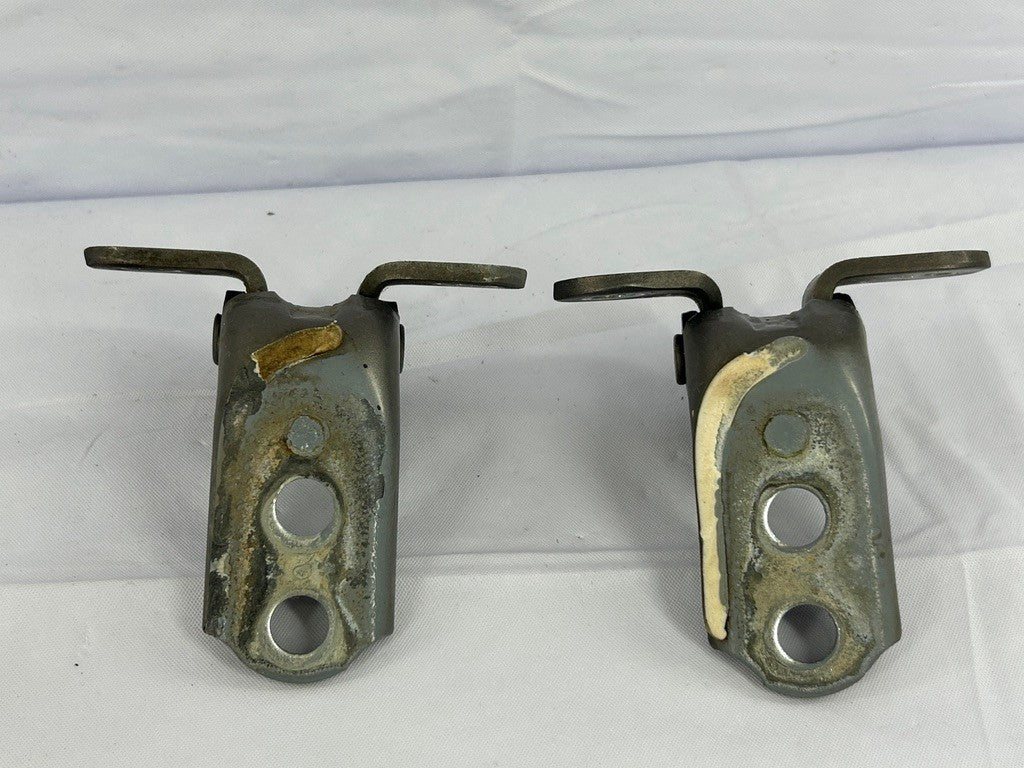 1998-2007 Lexus LX470 Right Front Door Hinge Set OEM