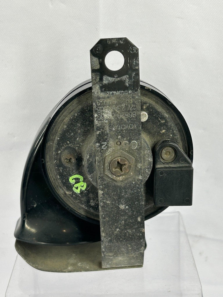 1998-2007 Lexus LX470 Low Note Horn OEM