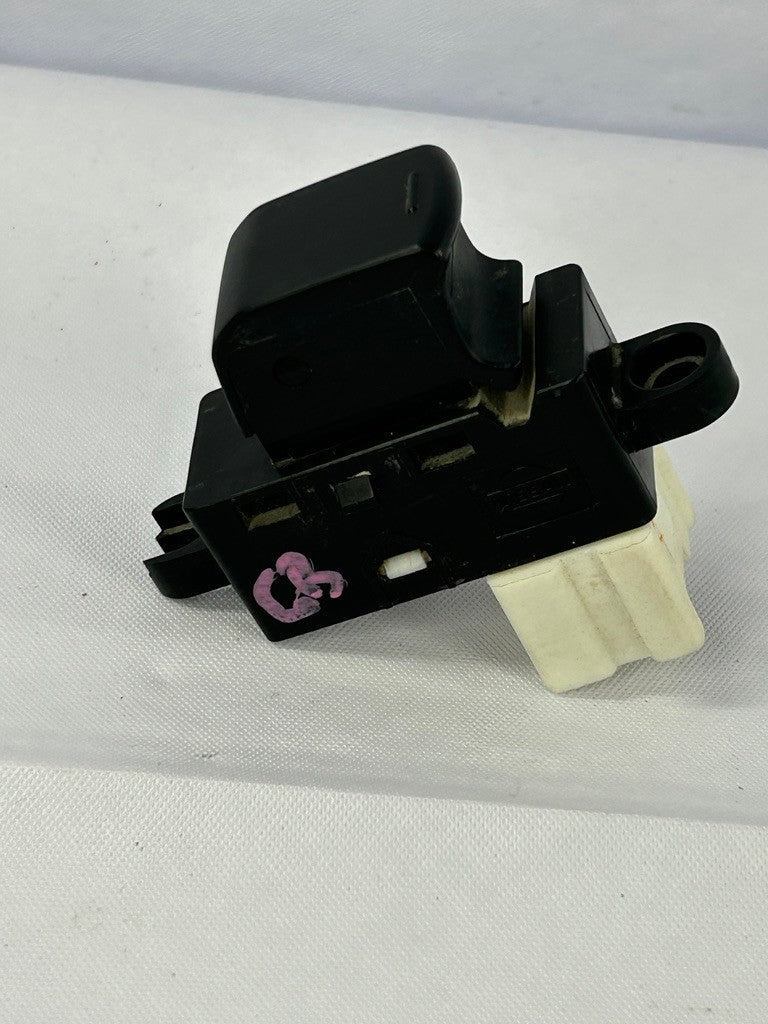 2009-2013 Subaru Forester Rear Right Window Control Switch
