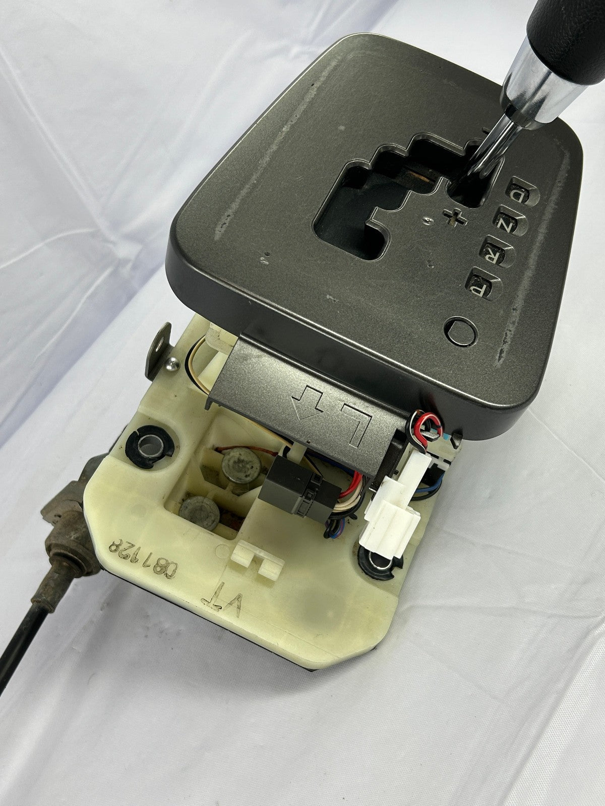2009-2011 Subaru Impreza Automatic Transmission Gear Selector Shift Shifter OEM