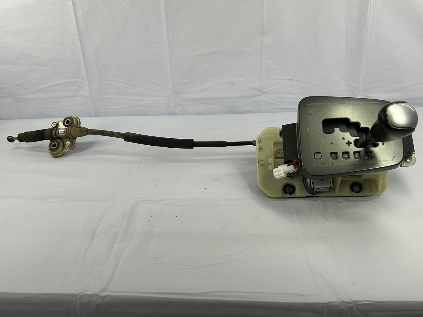 2009-2011 Subaru Impreza Automatic Transmission Gear Selector Shift Shifter OEM