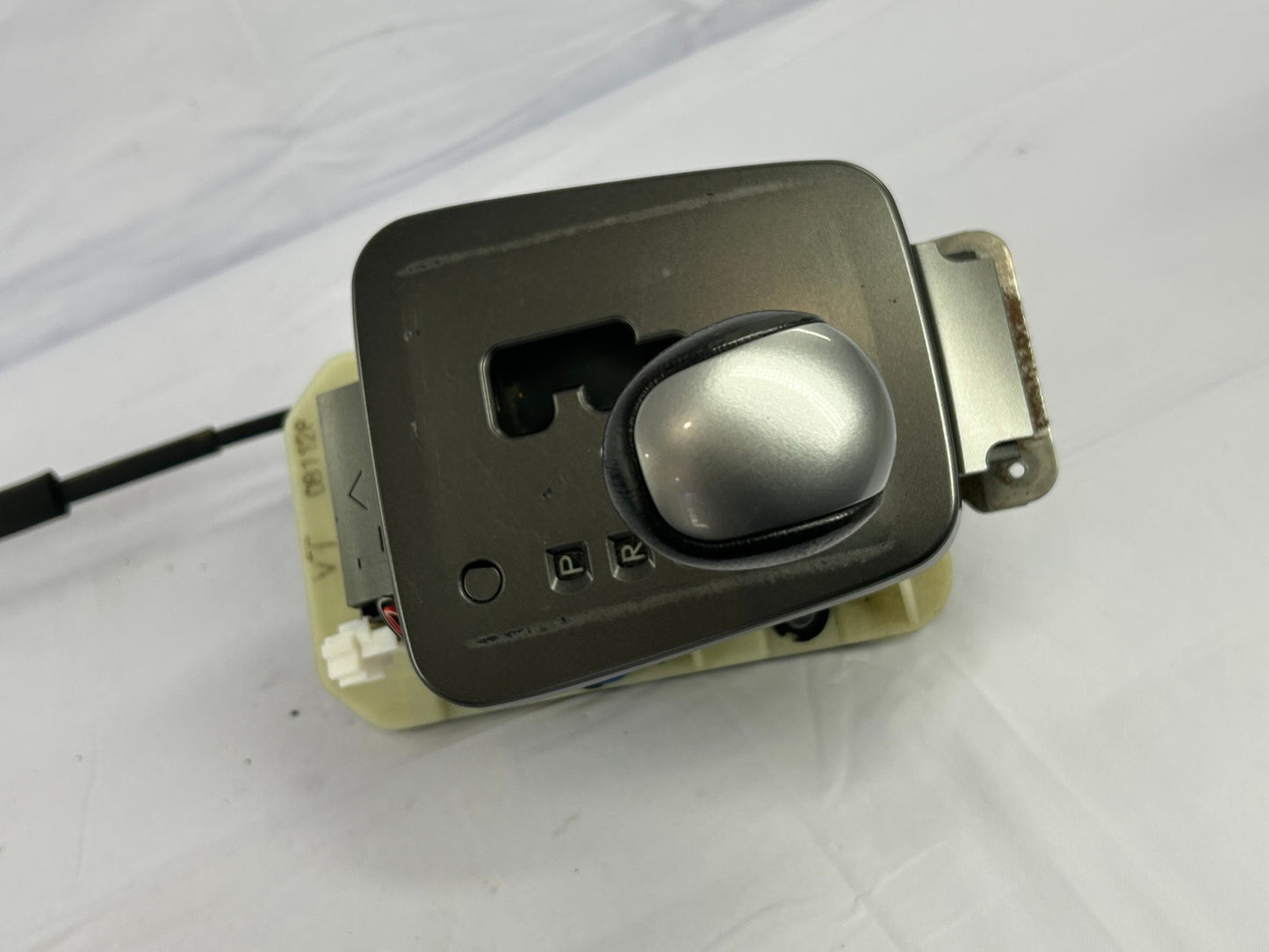 2009-2011 Subaru Impreza Automatic Transmission Gear Selector Shift Shifter OEM