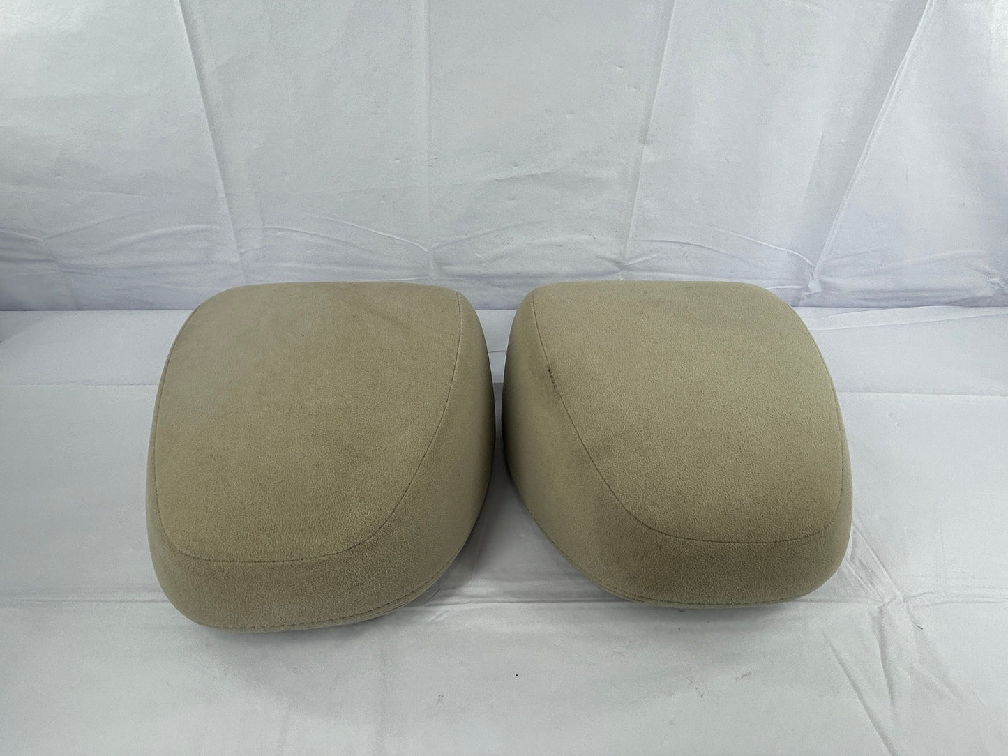 2008-2010 Subaru Impreza Wagon Front Tan Fabric Headrest Head Rest Set Cloth OEM