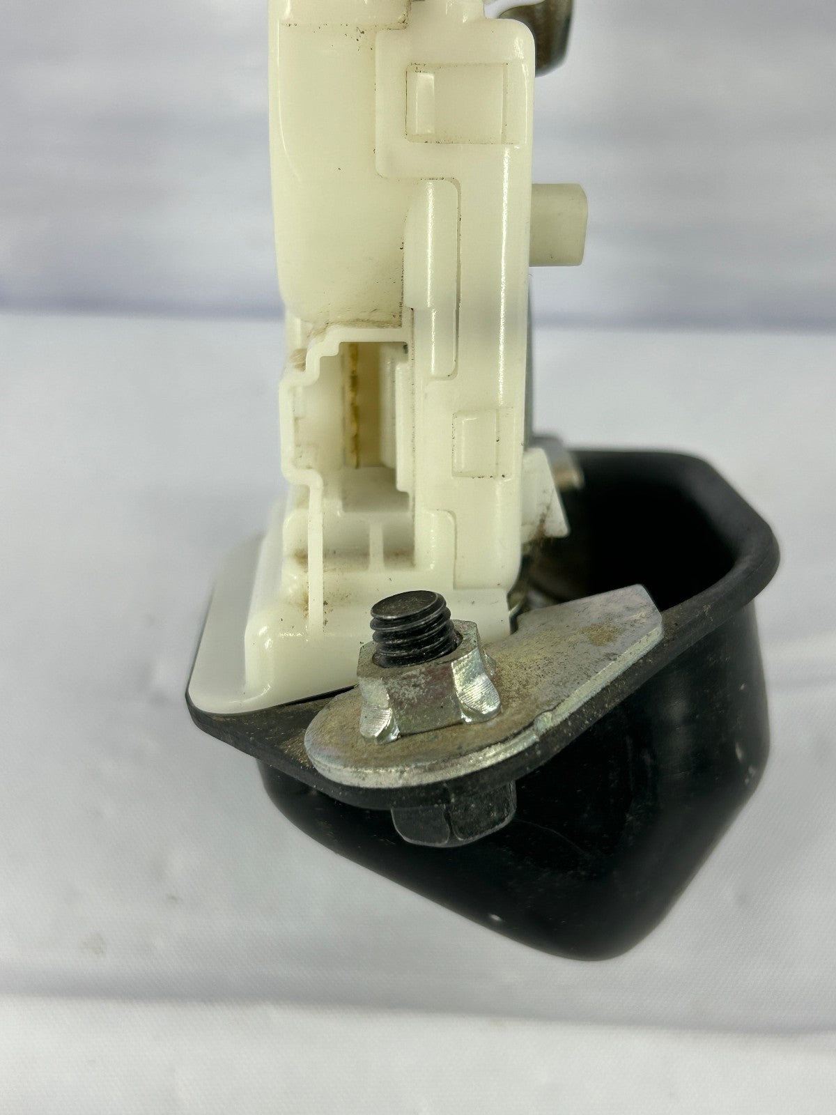 2008-2009 Subaru Impreza Wagon Hatchback Rear Liftgate Lock Hatch Latch OEM