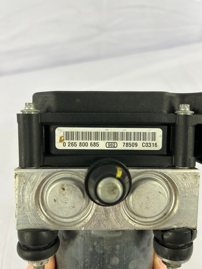2008-2009 Subaru Outback ABS Pump Hydraulic Anti-Lock Brake Unit 27534AG16A OEM