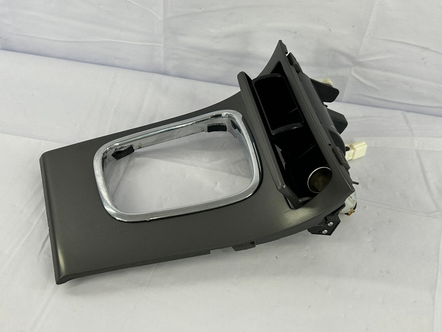 2008-2009 Subaru Outback L.L. Bean Shift  Bezel Assembly Trim OEM