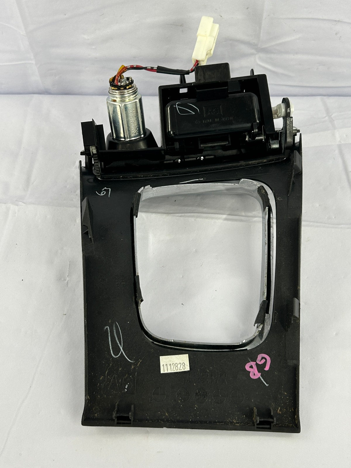 2008-2009 Subaru Outback L.L. Bean Shift  Bezel Assembly Trim OEM