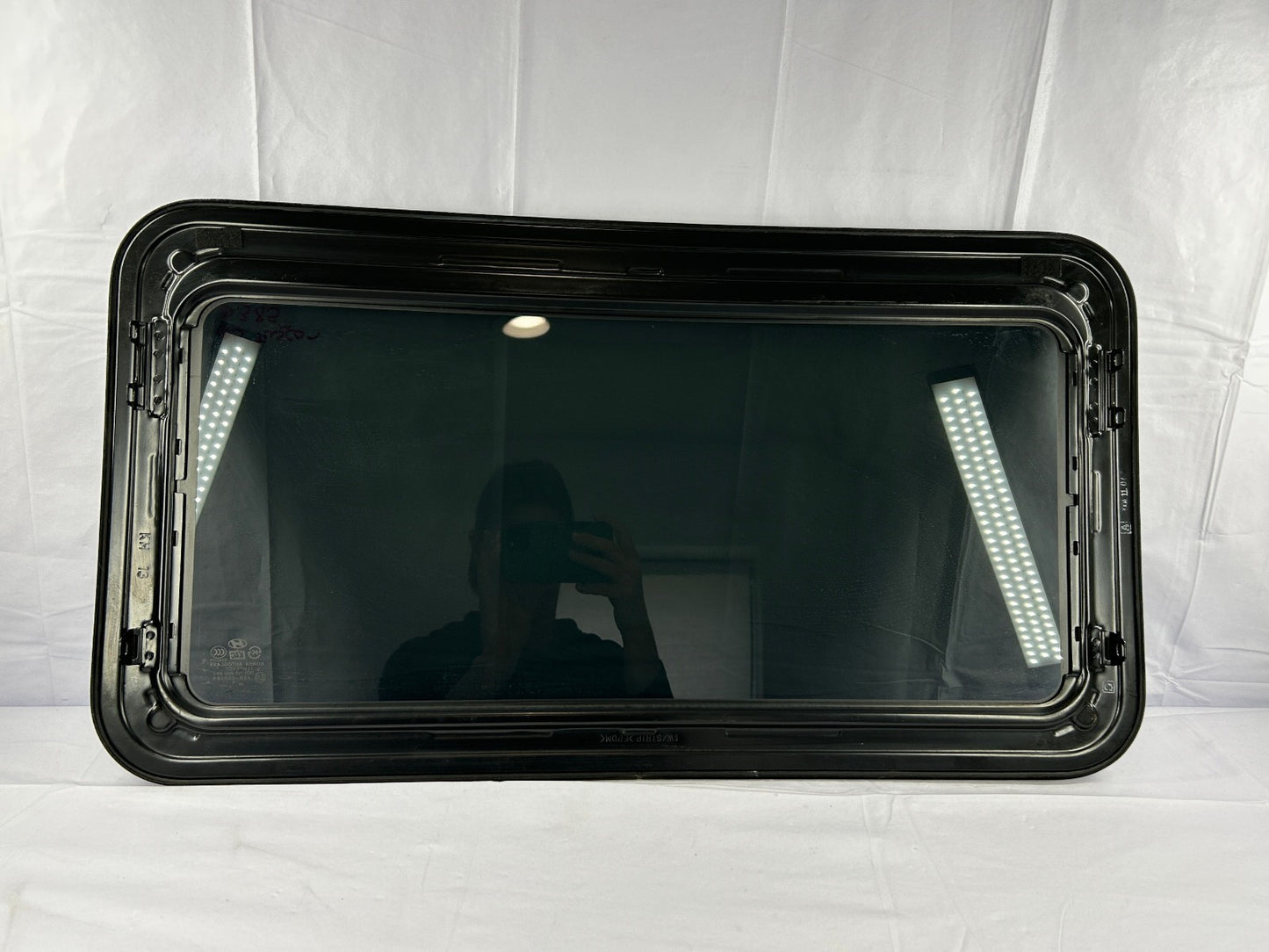 2005-2009 Hyundai Tucson Sunroof Roof Glass Window OEM 816102E000